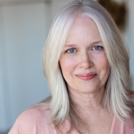 Paulette Buizer Headshot